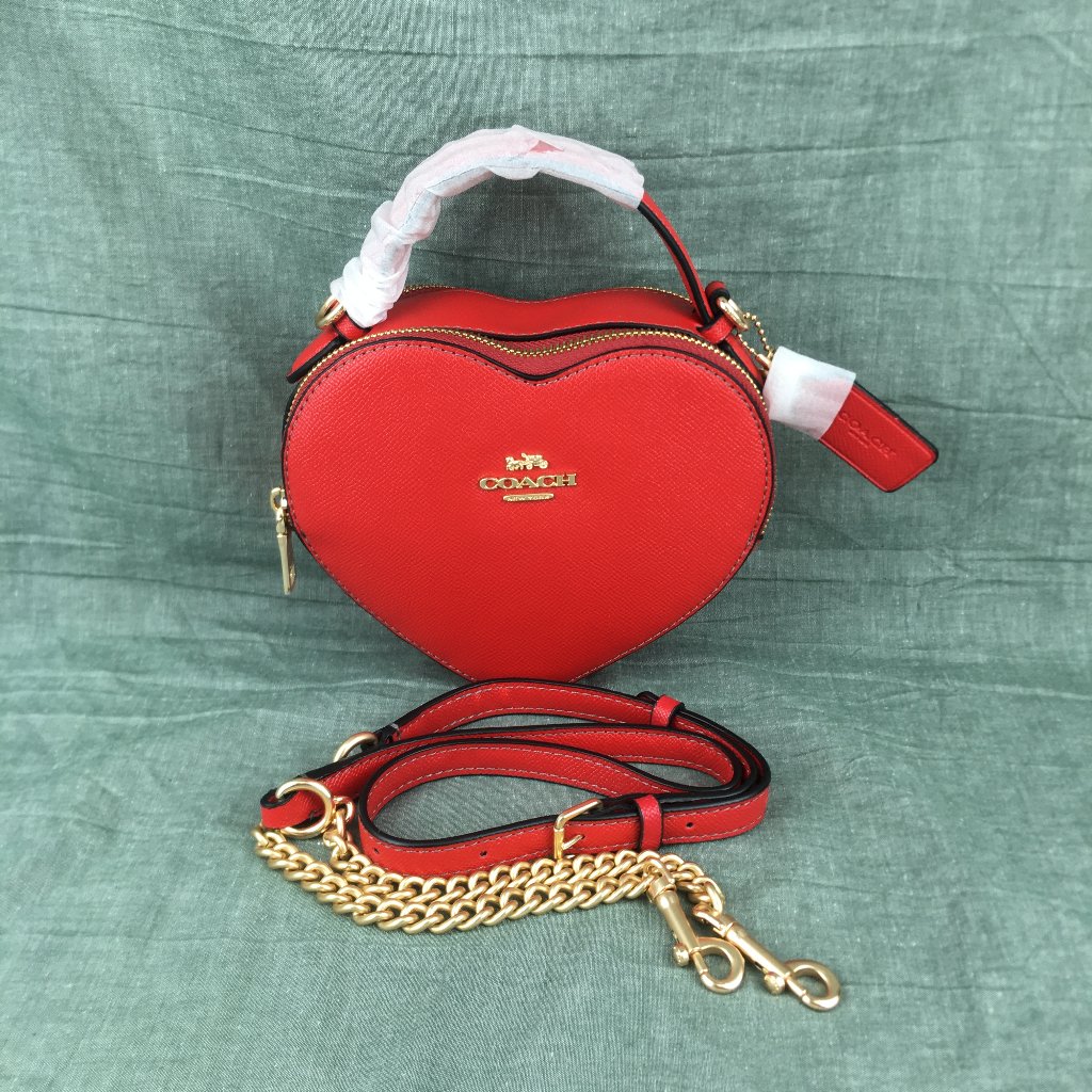 Coach Heart Crossbody In Colorblock Shoulder Bag Red